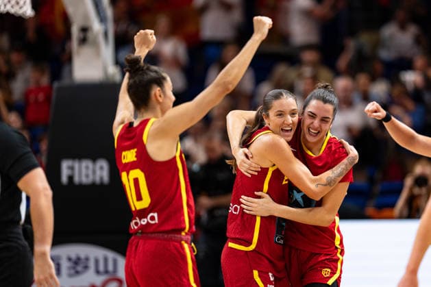 Maria Conde (Spanien, 10) jubelt Jubel nach Sieg Spielende, GER, Australien vs. Spanien, Basketball, FIBA Women s World Cup 2026, Viertelfinale, 10.09.2026 GER, Australien vs. Spanien, Basketball, FIBA Women s World Cup 2026, Viertelfinale, 10.09.2026 Berlin Copyright: xEibner-Pressefoto MaxxVincenx EP_MVN
