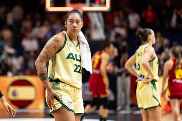 Zitina Aokuso (Australien, 22) enttaeuscht Enttaeuschung, GER, Australien vs. Spanien, Basketball, FIBA Women s World Cup 2026, Viertelfinale, 10.09.2026 GER, Australien vs. Spanien, Basketball, FIBA Women s World Cup 2026, Viertelfinale, 10.09.2026 Berlin Copyright: xEibner-Pressefoto MaxxVincenx EP_MVN