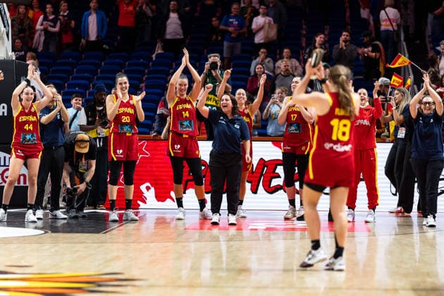 Alicia Florez (Spanien, 18) Spielerin des Spiels, jubelt Jubel nach Sieg Spielende, GER, Australien vs. Spanien, Basketball, FIBA Women s World Cup 2026, Viertelfinale, 10.09.2026 GER, Australien vs. Spanien, Basketball, FIBA Women s World Cup 2026, Viertelfinale, 10.09.2026 Berlin Copyright: xEibner-Pressefoto MaxxVincenx EP_MVN