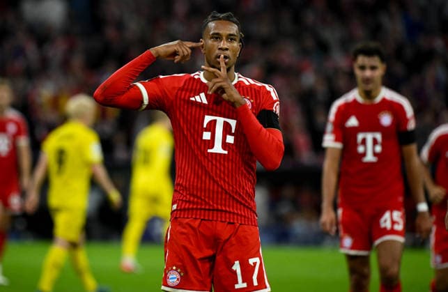 10.09.2026, xemx, Fussball UEFA Champions League, FC Bayern Muenchen - FK Bodö Glimt v.l. Michael Olise (FC Bayern Muenchen) Jubel, Torjubel, celebrate the goal, jubelt ueber das Tor zum 4:0 Muenchen