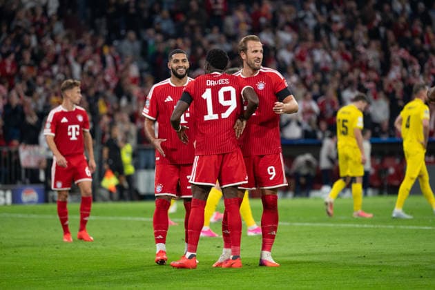 GER, Bavaria, Munich, Fussball, FC Bayern Muenchen - FK Bodo Glimt, at the Allianz Arena, Munich, Champions League, League phase, Matchday 1, September 10, 2026, from left: Ismael Saibari (FC Bayern Muenchen, 34), Alphonso Davies (FC Bayern Muenchen, 19), Harry Kane (FC Bayern Muenchen, 9), Torjubel, Freude, Emotionen, Jubel, Feiern, Goal Scored, Celebrate, goal celebration, joy, emotions, celebration, cheering, goal scored, celebrate UEFA regulations prohibit any use of photographs as image sequences and or quasi-video, Copyright: HMB-Media MichaelxNibel