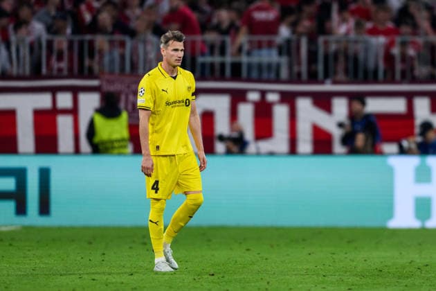260910 Odin Bjortuft of Bodo Glimt leaves the pitch after being shown a red card during the UEFA Champions League football match between Bayern München and Bodo Glimt on September 10, 2026 in Munich. Photo: Marius Simensen BILDBYRAN COP 238 MM0073 bbeng football fotball fotboll soccer uefa champions league mesterligaen bodo glimt bayern münchen depp Copyright: MARIUSxSIMENSEN BB260910BB931