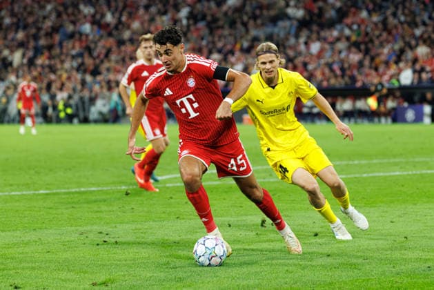 Aleksandar Pavlovic (45, FC Bayern München) und Ulrik Saltnes (14, FK Bodo Glimt) beim Spiel zwischen FC Bayern München v FK Bodo Glimt, Fussball, Herren, UEFA Champions League, 2026 2027, 1.Spieltag am 10.09.2026 in München, Allianz Arena. Bayern Deutschland