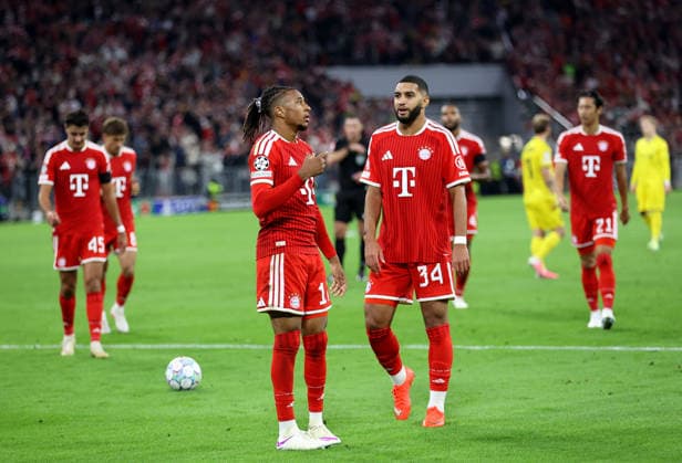 Fussball, Herren, Champions League, Saison 2026 2027, FC Bayern München - FK Bodö Glimt, 1.Spieltag, Allianz Arena 4:0 durch Michael Olise (FC Bayern München) Tor, Jubel hier mit Ismael Saibari (FC Bayern München) (re.)