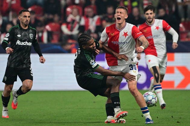 From left Kyllian Antonio of Lens and Wiktor Nowak of Slavia in action during the Football Champions League opening round match Slavia Prague vs RC Lens on September 10, 2026, in Prague, Czech Republic. (CTKxPhoto MichalxKamaryt) CTKPhotoP2026091010731  CTKPhotoP2026091010731