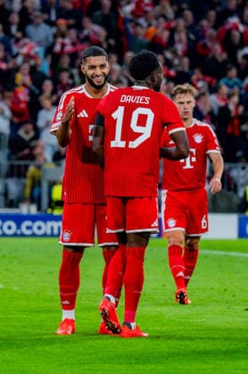 UEFA Champions League, 1. Spieltag, FC Bayern München vs. Bodo Glimt am 10.09.2026 Tor zum 3:0 durch Alphonso Davies hier mit Alphonso Davies Harry Kane Copyright: xBahhoxKarax