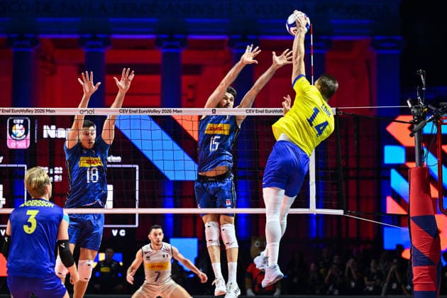 260910 Daniele Lavia of Italy and Jacob Link of Sweden during the CEV EuroVolley 2026 group stage volleyball match between Italy and Sweden on September 10, 2026 in Naples. Photo: Domenico Cippitelli BILDBYRAN COP 18 XY0128 volleyboll volleyball volleyboll-em italien sverige cev eurovolley 2026 italy sweden bbeng em Copyright: DomenicoxCippitelli BB260910ZA001