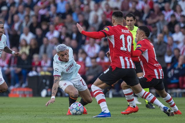 Gleiker Mendoza seen during UEFA Champions League 26 27 League Phase - Matchday 1 match between teams of PSV Eindhoven and FC Shakhtar Donetsk (Jan Borys Ball Raw Images) Eindhoven Philips Stadion Netherlands Copyright: xJanxBorysx janborys_psv_shakhtar_2627-47