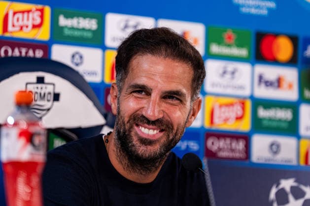 Fussball, Italien: UEFA Champions League, 1. Spieltag: Como 1907 vs. RB Leipzig, Donnerstag, 10.09.2026 (Stadio Giuseppe Sinigaglia, Como); Cesc FÃ bregas, Cesc Fabregas (Trainer, Como 1907) nach dem Spiel an der Pressekonferenz Copyright: xValentinxDomgjonix