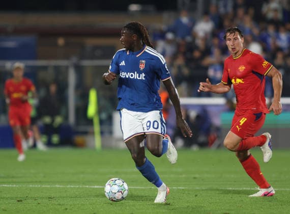 IPA88372471 - Moise Kean of Como 1907 during the 2026–27 UEFA Champions League soccer match between Como 1907 and RB Leipzig on September 10, 2026, at Giuseppe Sinigaglia Stadium in Como, Italy. Photo by Nderim KACELI  Copyright: xNderimxKaceli IPAxSportx xx IPA88372471