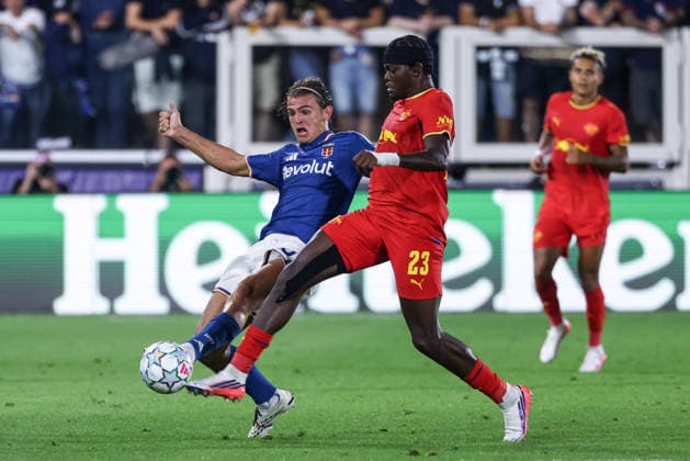 Como 1907 v RB Leipzig, UEFA Champions League, Como, Italy Como, Italy. 10th, September 2026. Nicolas Paz (L) of Como 1907 and Castello Lukeba (23) of RB Leipzig seen during the UEFA Champions League match between Como 1907 and RB Leipzig at Sinigaglia Stadium in Como. Italy, Como  Copyright: xGonzalesxPhoto StefanoxNicolix