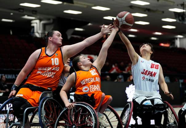 September 10, 2026, Ottawa, On, CAN: Japan s Meika Fujiwara (88) beats Netherlands Xena Wimmenhoeve (10) and Felice Lentze (20) to the rebound during first half of IWBF Wheelchair Basketball World Championships group stage action, in Ottawa, on Thursday, Sept. 10, 2026. Canada News - September 10, 2026  - ZUMAc35_ 20260910_zaf_c35_145 Copyright: xJustinxTangx