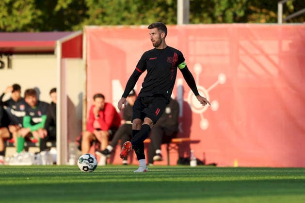 11.09.2026, Herren, Fussball, Saison 2026 2027, Regionalliga Bayern, 8. Spieltag: TSV Aubstadt - SpVgg Unterhaching Alexander Winkler ( 4, SpVgg Unterhaching) Sulzfeld Schulstadion Aubstadt (NGN Arena) Bayern Deutschland