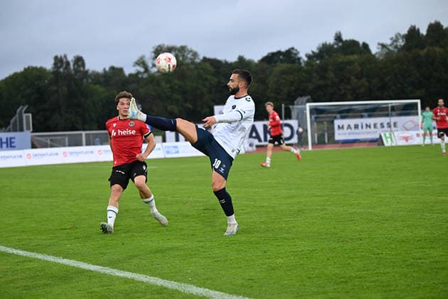 11.09.2026, GER, Fussball, Regionalliga Nord, 8.Spieltag, Saison 2026 2027, Oldenburg, Marschwegstadion, VfB Oldenburg vs Hannover 96 II (U23) Leon DEMAJ ( VfB Oldenburg 10 ) Oldenburg Marschwegstadion Niedersachsen Deutschland Copyright: xnordphotoxGmbHx xRojahnx