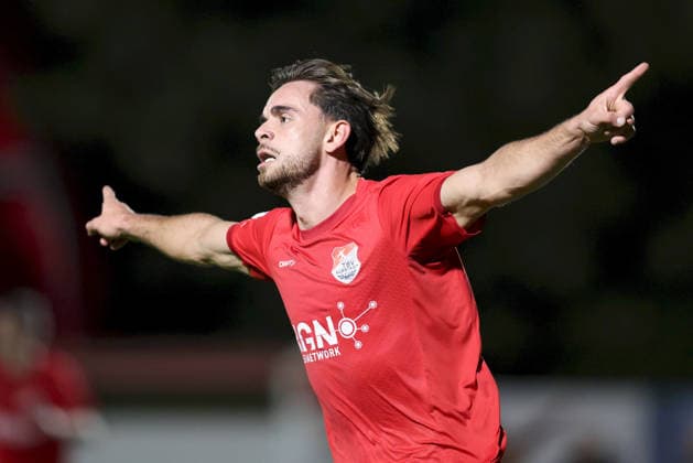 11.09.2026, Herren, Fussball, Saison 2026 2027, Regionalliga Bayern, 8. Spieltag: TSV Aubstadt - SpVgg Unterhaching Severo Sturm ( 11, TSV Aubstadt) bejubelt das 2:1 Sulzfeld Schulstadion Aubstadt (NGN Arena) Bayern Deutschland