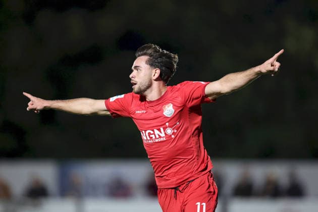 11.09.2026, Herren, Fussball, Saison 2026 2027, Regionalliga Bayern, 8. Spieltag: TSV Aubstadt - SpVgg Unterhaching Severo Sturm ( 11, TSV Aubstadt) bejubelt das 2:1 Sulzfeld Schulstadion Aubstadt (NGN Arena) Bayern Deutschland