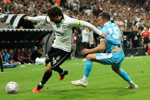 September 11, 2026, Besiktas, Istanbul, Turkey: Orkun Kokcu (L) of Besiktas in action against Guram Giorbelidze (R) of Erzurumspor during the Turkish Super League 2026 27 match between Besiktas and Erzurumspor at Besiktas Park Stadium in Istanbul, Turkey, on September 11, 2026. Besiktas Turkey - ZUMAu194 20260911_zip_u194_012 Copyright: xTolgaxUluturkx
