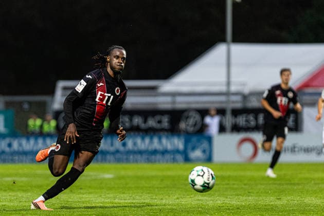 3.Liga: FC Viktoria Köln - Hansa Rostock; 11.09.2026 Yannick Tonye (FC Viktoria Köln, 7) 3.Liga: FC Viktoria Köln - Hansa Rostock; Sportpark Höhenberg, Köln; 11.09.2026 DFB regulations prohibit any use of photographs as image sequences and or quasi video. Copyright: xBEAUTIFULxSPORTS Buriakovx