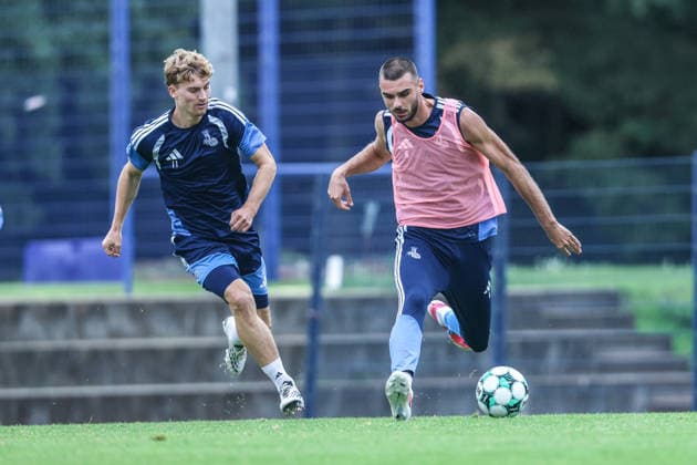 Fussball, 3.Liga Saison 2026 2027 Training MSV Duisburg 11.09.2026, Trainingsgelände MSV Duisburg Dominik Kother (MSV Duisburg, 11) Rasim Bulic (MSV Duisburg, 6) Duisburg Trainingsgelände MSV Duisburg Nordrhein-Westfalen Deutschland