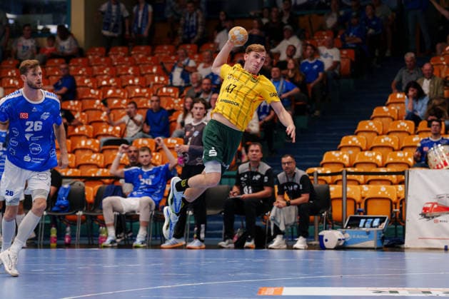 2. Handball-Bundesliga - 3. Spieltag: Dessau-Roßlauer HV 06 - VfL Eintracht Hagen Dustin Kraus (VfL Eintracht Hagen, 47) beim Sprungwurf am 11.09.2026 in der Anhalt-Arena, Dessau-Roßlau (Sachsen-Anhalt) Dessau-Roßlau Anhalt-Arena Sachsen-Anhalt Deutschland *** 2nd Handball Bundesliga, Matchday 3: Dessau Roßlauer HV 06 vs. VfL Eintracht Hagen, Dustin Kraus (VfL Eintracht Hagen), 47 taking a jump shot on September 11, 2026, at the Anhalt Arena, Dessau-Roßlau, Saxony-Anhalt, Dessau-Roßlau, Anhalt Arena, Saxony-Anhalt, Germany