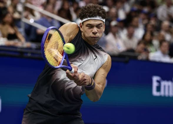 Ben Shelton (USA), Herren Einzel, Men s Singles, US Open Championships, Billie Jean King National Tennis Center, Flushing Meadows, New York, USA . Copyright: xJuergenxHasenkopfx