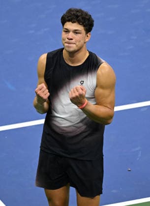 Ben Shelton reacts after defeating Frances Tiafoe 6-4, 3-6, 3-6, 5-7, in the Men s Semifinal on Arthur Ashe Stadium at the 2026 US Open Tennis Championship at the USTA Billie Jean King National Tennis Center in New York City on Friday, September 11, 2026.  NYP20260911911 LARRYxMARANO