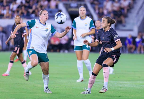 September 11, 2026, Los Angeles, California, USA: Delanie Sheehan 24 of the Denver Summit FC receives the ball as Nealy Martin 14 of the Angel City FC defends during their regular season NWSL game on Friday September 11, 2026 at the BMO Stadium in Los Angeles, California. ACFC tie with Denver Summit, 3-3. ARIANA RUIZ PI ACFC Vs. Denver Summit  - ZUMAp124 20260911_zaa_p124_017 Copyright: xArianaxRuizx
