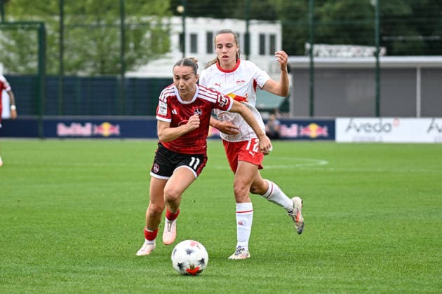 Fußball I Frauen I Saison 2026-2027 I Bundesliga I 4. Spieltag I RB Leipzig - 1. FC Nürnberg I 12.09.2026 Zweikampf Lara Meroni (11, 1. FC Nürnberg), Jasmien Mathys (12, Rasenballsport Leipzig) Leipzig RB Trainingszentrum, Cottaweg 7 Sachsen Deutschland *** Soccer I Women s I 2026–2027 Season I Bundesliga I Matchday 4 I RB Leipzig vs. 1. FC Nürnberg I September 12, 2026, Tackle by Lara Meroni 11, 1 FC Nürnberg, Jasmien Mathys 12, Rasenballsport Leipzig (RB Leipzig) Training Center, Cottaweg 7, Saxony, Germany Copyright: xLobeca InesxHähnelx