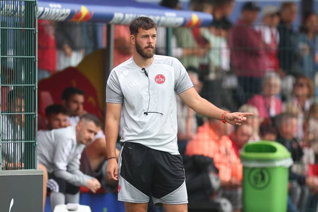 RB Leipzig - Nürnberg 1. Bundesliga Frauen Leipzig, Trainingszentrum am Cottaweg, 12.09.2026, Fußball, Frauen, Saison 2026 2027, Frauen-Bundesliga, 4. Spieltag , RB Leipzig - 1. FC Nürnberg , Im Bild: Trainer Omar Adlani (Nürnberg) , *** RB Leipzig vs. Nuremberg 1, Women s Bundesliga, Leipzig, Training Center on Cottaweg, September 12, 2026, Soccer, Women, 2026–2027 Season, Women s Bundesliga, Matchday 4, RB Leipzig vs. FC Nuremberg, Pictured: Nuremberg Coach Omar Adlani,