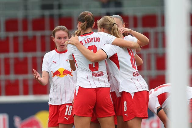 RB Leipzig - Nürnberg 1. Bundesliga Frauen Leipzig, Trainingszentrum am Cottaweg, 12.09.2026, Fußball, Frauen, Saison 2026 2027, Frauen-Bundesliga, 4. Spieltag , RB Leipzig - 1. FC Nürnberg , Im Bild: Tor für Leipzig, Torjubel nach dem 1:0, Torschützin Emilia Asgeirsdottir (8, Leipzig) , *** RB Leipzig vs. Nuremberg 1, Women s Bundesliga, Leipzig, Training Center on Cottaweg, September 12, 2026, Soccer, Women, 2026–2027 Season, Women’s Bundesliga, Matchday 4, RB Leipzig 1 FC Nuremberg, Pictured: Goal for Leipzig, Goal celebration after the 1–0, Goal scorer Emilia Asgeirsdottir 8, Leipzig,