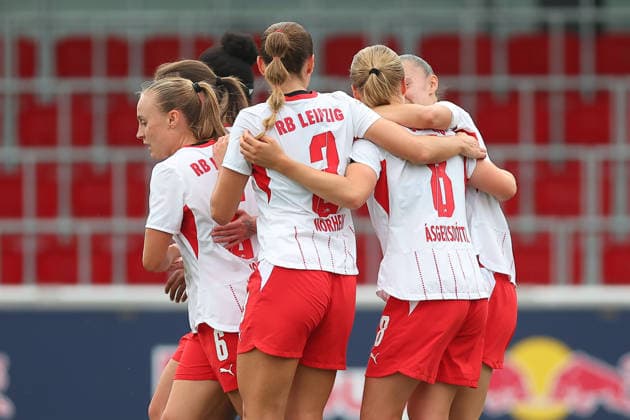 RB Leipzig - Nürnberg 1. Bundesliga Frauen Leipzig, Trainingszentrum am Cottaweg, 12.09.2026, Fußball, Frauen, Saison 2026 2027, Frauen-Bundesliga, 4. Spieltag , RB Leipzig - 1. FC Nürnberg , Im Bild: Tor für Leipzig, Torjubel nach dem 1:0, Torschützin Emilia Asgeirsdottir (8, Leipzig) , *** RB Leipzig vs. Nuremberg 1, Women s Bundesliga, Leipzig, Training Center on Cottaweg, September 12, 2026, Soccer, Women, 2026–2027 Season, Women’s Bundesliga, Matchday 4, RB Leipzig 1 FC Nuremberg, Pictured: Goal for Leipzig, Goal celebration after the 1–0, Goal scorer Emilia Asgeirsdottir 8, Leipzig,