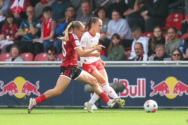 RB Leipzig - Nürnberg 1. Bundesliga Frauen Leipzig, Trainingszentrum am Cottaweg, 12.09.2026, Fußball, Frauen, Saison 2026 2027, Frauen-Bundesliga, 4. Spieltag , RB Leipzig - 1. FC Nürnberg , Im Bild v.l.: Marie Bleil (17, Nürnberg) und Sara Pusztai (18, RB Leipzig) , *** RB Leipzig vs. Nuremberg 1, Women s Bundesliga, Leipzig, Training Center on Cottaweg, September 12, 2026, Soccer, Women, 2026–2027 Season, Women’s Bundesliga, Matchday 4, RB Leipzig vs. FC Nuremberg, Pictured from left: Marie Bleil, 17, Nuremberg, and Sara Pusztai, 18, RB Leipzig,