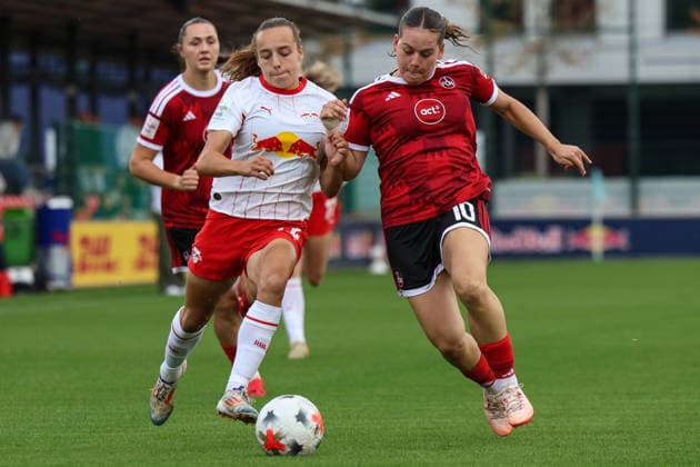Deutschland: Fußball Google Pixel Frauen-Bundesliga 2026 - 2027, 4. Spieltag - RB Leipzig gegen 1.FC Nürnberg, Trainingszentrum von RB Leipzig (Leipzig): Zweikampf von Jasmien Mathys (RB Leipzig Frauen, 12) und Jonna Brengel (1. FC Nürnberg Frauen, 10) *** Germany Soccer Google Pixel Women s Bundesliga 2026 2027, Matchday 4: RB Leipzig vs. 1. FC Nürnberg, RB Leipzig Training Center in Leipzig; a tackle by Jasmien Mathys (RB Leipzig Women, No. 12) and Jonna Brengel (1. FC Nürnberg Women, No. 10) Copyright: xLucasxWalterx