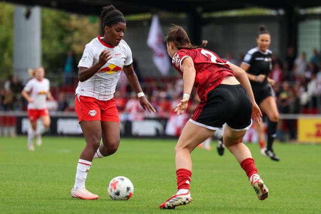 Deutschland: Fußball Google Pixel Frauen-Bundesliga 2026 - 2027, 4. Spieltag - RB Leipzig gegen 1.FC Nürnberg, Trainingszentrum von RB Leipzig (Leipzig): Delice Boboy (RB Leipzig Frauen, 17) am Ball *** Germany Soccer Google Pixel Women s Bundesliga 2026 2027, Matchday 4: RB Leipzig vs. 1. FC Nürnberg, RB Leipzig Training Center, Leipzig, Delice Boboy, RB Leipzig Women, 17 on the Ball Copyright: xx