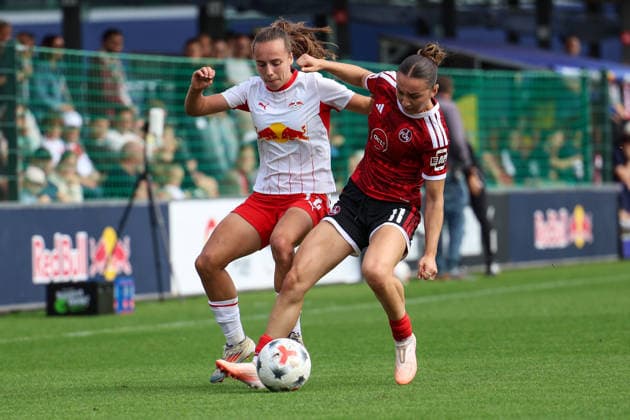 Deutschland: Fußball Google Pixel Frauen-Bundesliga 2026 - 2027, 4. Spieltag - RB Leipzig gegen 1.FC Nürnberg, Trainingszentrum von RB Leipzig (Leipzig): Zweikampf von Jasmien Mathys (RB Leipzig Frauen, 12) und Lara Meroni (1. FC Nürnberg Frauen, 11) *** Germany Soccer Google Pixel Women s Bundesliga 2026–2027, Matchday 4: RB Leipzig vs. 1. FC Nürnberg, RB Leipzig Training Center in Leipzig—a tackle by Jasmien Mathys (RB Leipzig Women, No. 12) and Lara Meroni (1. FC Nürnberg Women, No. 11) Copyright: xLucasxWalterx
