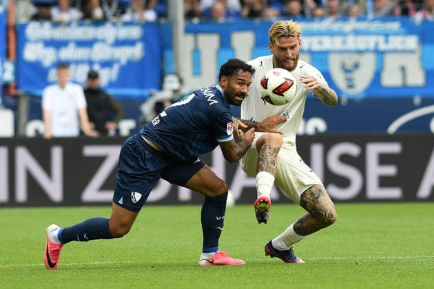 Sean Klaiber (VfL Bochum) und Ole Pohlmann (Greuther Fuerth) im Zweikampf waehrend des Spiels der 2. Bundesliga zwischen VfL Bochum und SpVgg Greuther Fuerth, Vonovia Ruhrstadion am 12. September 2026 in Bochum, Deutschland. (Foto von Ralf Treese DeFodi Images) +++ Sean Klaiber (VfL Bochum) und Ole Pohlmann (Greuther Fuerth) battle for the ball during the 2nd Bundesliga match between VfL Bochum and SpVgg Greuther Fuerth at Vonovia Ruhrstadion on September 12, 2026 in Bochum, Germany. (Photo by Ralf Treese DeFodi Images) DFB DFL REGULATIONS PROHIBIT ANY USE OF PHOTOGRAPHS AS IMAGE SEQUENCES AND OR QUASI-VIDEO. (Photo by Ralf Treese DeFodi Images) - *** Sean Klaiber of VfL Bochum and Ole Pohlmann of Greuther Fürth battle for the ball during the 2. Bundesliga match between VfL Bochum and SpVgg Greuther Fürth at the Vonovia Ruhrstadion on September 12, 2026, in Bochum, Germany. Photo by Ralf Treese, DeFodi Images. Sean Klaiber of VfL Bochum and Ole Pohlmann of Greuther Fürth battle for the ball during the 2. Bundesliga match between VfL Bochum and SpVgg Greuther Fürth at Vonovia Ruhrstadion on September 12, 2026 in Bochum, Germany. Photo by Ralf Treese, DeFodi Images. DFB and DFL regulations prohibit any use of photographs as image sequences and or quasi-video. Photo by Ralf Treese, DeFodi Images.