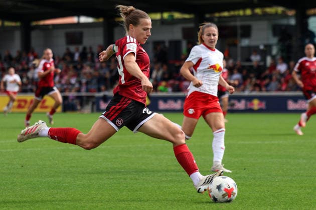 Deutschland: Fußball Google Pixel Frauen-Bundesliga 2026 - 2027, 4. Spieltag - RB Leipzig gegen 1.FC Nürnberg, Trainingszentrum von RB Leipzig (Leipzig): Abschluss von Nastassja Lein (1. FC Nürnberg Frauen, 24) *** Germany Soccer Google Pixel Women s Bundesliga 2026 2027, Matchday 4: RB Leipzig vs. 1. FC Nürnberg, RB Leipzig Training Center in Leipzig, Goal by Nastassja Lein of 1. FC Nürnberg Women, 24 Copyright: xLucasxWalterx
