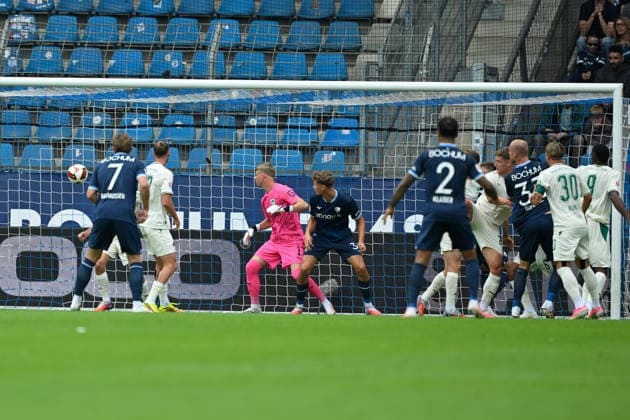 Bochum, Vonovia Ruhrstadion, 12.09.26, GER, Herren, 2.Bundesliga, Saison 2026-2027, VfL Bochum - SpVgg Greuther Fuerth Bild: DFL regulations prohibit any use of photographs as image sequences and or quasi-video. NRW Deutschland *** Bochum, Vonovia Ruhrstadion, September 12, 2026, GER, Men s, 2. Bundesliga, 2026–2027 Season, VfL Bochum vs. SpVgg Greuther Fürth. Image: DFL regulations prohibit any use of photographs as image sequences and or quasi-video. NRW, Germany