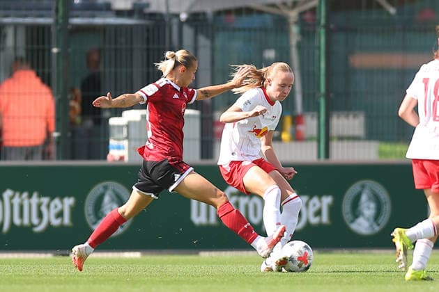 RB Leipzig - Nürnberg 1. Bundesliga Frauen Leipzig, Trainingszentrum am Cottaweg, 12.09.2026, Fußball, Frauen, Saison 2026 2027, Frauen-Bundesliga, 4. Spieltag , RB Leipzig - 1. FC Nürnberg , Im Bild v.l.: Louna Lapassouse (99, Nürnberg) und Nikoline Dudek (24, Leipzig) , *** RB Leipzig vs. Nuremberg 1, Women s Bundesliga, Leipzig, Training Center on Cottaweg, September 12, 2026, Soccer, Women, 2026–2027 Season, Women’s Bundesliga, Matchday 4, RB Leipzig 1 FC Nuremberg, Pictured from left: Louna Lapassouse 99, Nuremberg, and Nikoline Dudek 24, Leipzig,