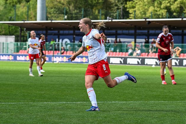 Fußball I Frauen I Saison 2026-2027 I Bundesliga I 4. Spieltag I RB Leipzig - 1. FC Nürnberg I 12.09.2026 Torjubel Emilia Asgeirsdottir (8, Rasenballsport Leipzig) nach dem Tor zum 2:0 Freisteller, Nahaufnahme, Porträt, Portrait, Einzelfoto, Einzelbild, Körper Leipzig RB Trainingszentrum, Cottaweg 7 Sachsen Deutschland *** Soccer I Women s I 2026–2027 Season I Bundesliga I Matchday 4 I RB Leipzig 1 FC Nürnberg I September 12, 2026 Emilia Asgeirsdottir celebrating a goal 8, Rasenballsport Leipzig after scoring the 2–0 goal, free kick, close-up, portrait, single photo, single image, body, RB Leipzig Training Center, Cottaweg 7, Saxony, Germany Copyright: xLobeca InesxHähnelx