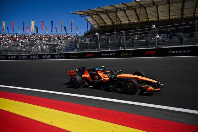F1 - SPANISH GRAND PRIX 2026 01 NORRIS Lando (gbr), McLaren F1 Team MCL40, action during the 2026 Formula 1 Spanish Grand Prix, 14th round of the 2026 Formula One World Championship, WM, Weltmeisterschaft from September 11 to 13, 2026 on the Madring, in Madrid, Spain -  Copyright: xALBERTOxVIMERCATIx