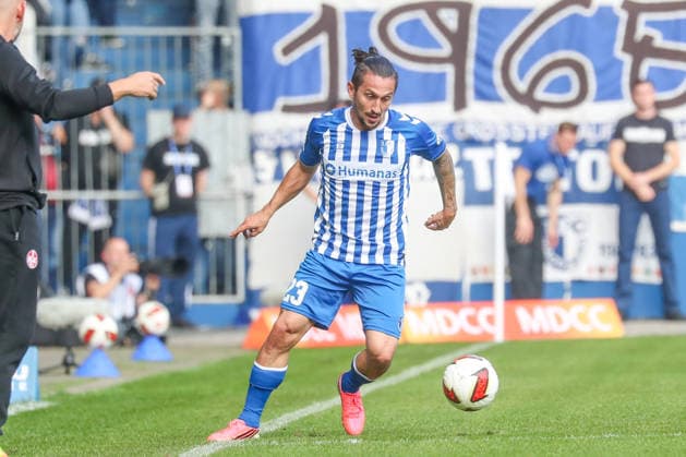 12.09.2026, xgox, Fussball - 2.Bundesliga 1.FC Magdeburg - 1.FC Kaiserslautern emspor, v.l. Baris Atik (Magdeburg, 23) am Ball, plays the ball (DFL DFB REGULATIONS PROHIBIT ANY USE OF PHOTOGRAPHS as IMAGE SEQUENCES and or QUASI-VIDEO) Magdeburg *** September 12, 2026, xgox, Soccer, 2. Bundesliga, 1. FC Magdeburg vs. 1. FC Kaiserslautern, emspor, from left: Baris Atik (Magdeburg), 23 on the ball, plays the ball DFL DFB REGULATIONS PROHIBIT ANY USE OF PHOTOGRAPHS as IMAGE SEQUENCES and or QUASI-VIDEO Magdeburg