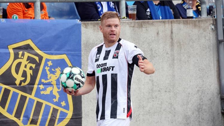 12.09.2026, xrekx, Fussball 3.Liga, 1.FC Saarbruecken - FC Ingolstadt 04 v.l. Einwurf Lars Lokotsch (FC Ingolstadt 04) Saarbruecken