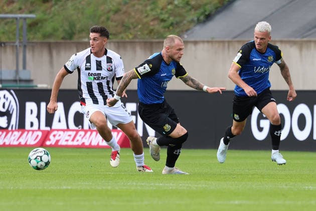 12.09.2026, xrekx, Fussball 3.Liga, 1.FC Saarbruecken - FC Ingolstadt 04 v.l. Emre Gül Guel (FC Ingolstadt 04) Philip Fahrner (1.FC Saarbruecken) Florian Pick (1.FC Saarbruecken) Saarbruecken