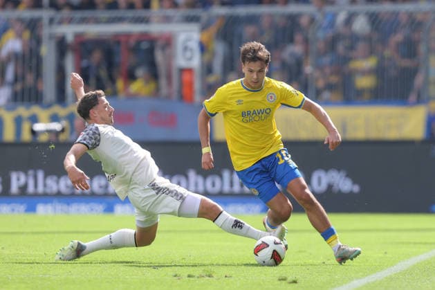 12.09.2026, xtgx, Fussball 2. Bundesliga, Eintracht Braunschweig - SG Dynamo Dresden, v.l. Nicolai Rapp (Dresden, 6), Max Marie (Braunschweig, 15) Zweikampf, Duell, Kampf, tackle (DFL DFB REGULATIONS PROHIBIT ANY USE OF PHOTOGRAPHS as IMAGE SEQUENCES and or QUASI-VIDEO) Braunschweig *** September 12, 2026, xtgx, Soccer 2. Bundesliga, Eintracht Braunschweig vs. SG Dynamo Dresden, from left: Nicolai Rapp (Dresden), 6, Max Marie, Braunschweig, 15, tackle, duel, battle, DFL and DFB regulations prohibit any use of photographs as image sequences and or quasi-video, Braunschweig
