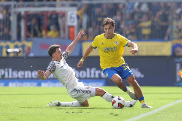 12.09.2026, xtgx, Fussball 2. Bundesliga, Eintracht Braunschweig - SG Dynamo Dresden, v.l. Nicolai Rapp (Dresden, 6), Max Marie (Braunschweig, 15) Zweikampf, Duell, Kampf, tackle (DFL DFB REGULATIONS PROHIBIT ANY USE OF PHOTOGRAPHS as IMAGE SEQUENCES and or QUASI-VIDEO) Braunschweig *** September 12, 2026, xtgx, Soccer 2. Bundesliga, Eintracht Braunschweig vs. SG Dynamo Dresden, from left: Nicolai Rapp (Dresden), 6, Max Marie, Braunschweig, 15, tackle, duel, battle, DFL and DFB regulations prohibit any use of photographs as image sequences and or quasi-video, Braunschweig