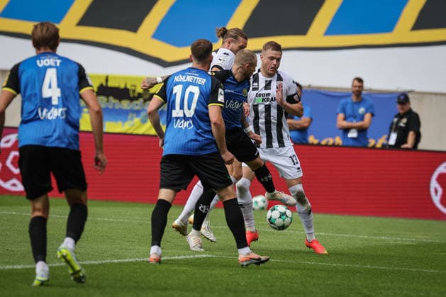 3. Liga - Saison 2026 27 - 1. FC Saarbrücken - FC Ingolstadt 04 - Vinko Sapina (Nr.41 - FCI) - Lars Lokotsch (Nr.13 - FCI) - Philip Fahrner (Nr.42 - Saarbrücken)- Foto: Meyer Jürgen 3. Liga - Saison 2026 27 - 1. FC Saarbrücken - FC Ingolstadt 04
