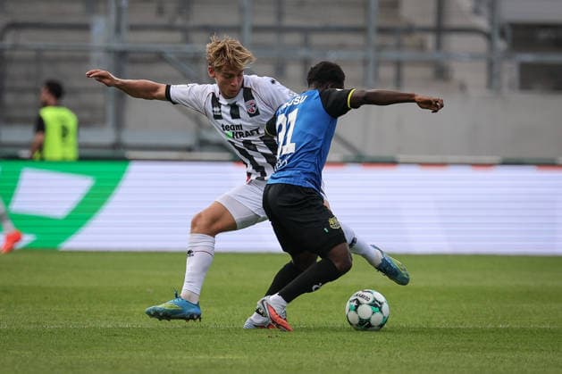 3. Liga - Saison 2026 27 - 1. FC Saarbrücken - FC Ingolstadt 04 - Kelsey Owusu (Nr.31 - Saarbrücken) - Max Plath (Nr.14 - FCI) - Foto: Meyer Jürgen 3. Liga - Saison 2026 27 - 1. FC Saarbrücken - FC Ingolstadt 04