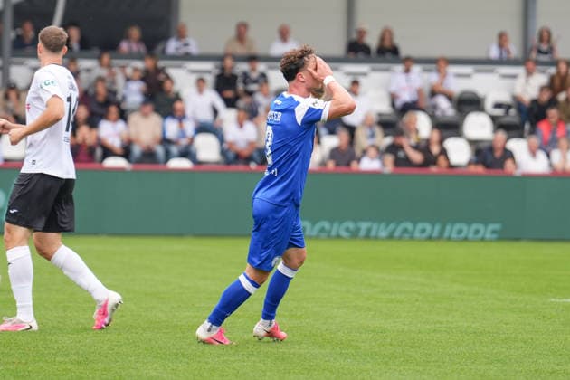 Deutschland: Fussball, 3. Liga, 5. Spieltag, Sportclub Arena Verl, SC Verl vs. SV Meppen: Tobias Mißner (SV Meppen, 3) enttäuscht, sauer, vergebene Chance. Copyright: xMichelxWittex