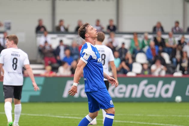 Deutschland: Fussball, 3. Liga, 5. Spieltag, Sportclub Arena Verl, SC Verl vs. SV Meppen: Tobias Mißner (SV Meppen, 3) enttäuscht, sauer, vergebene Chance. Copyright: xMichelxWittex
